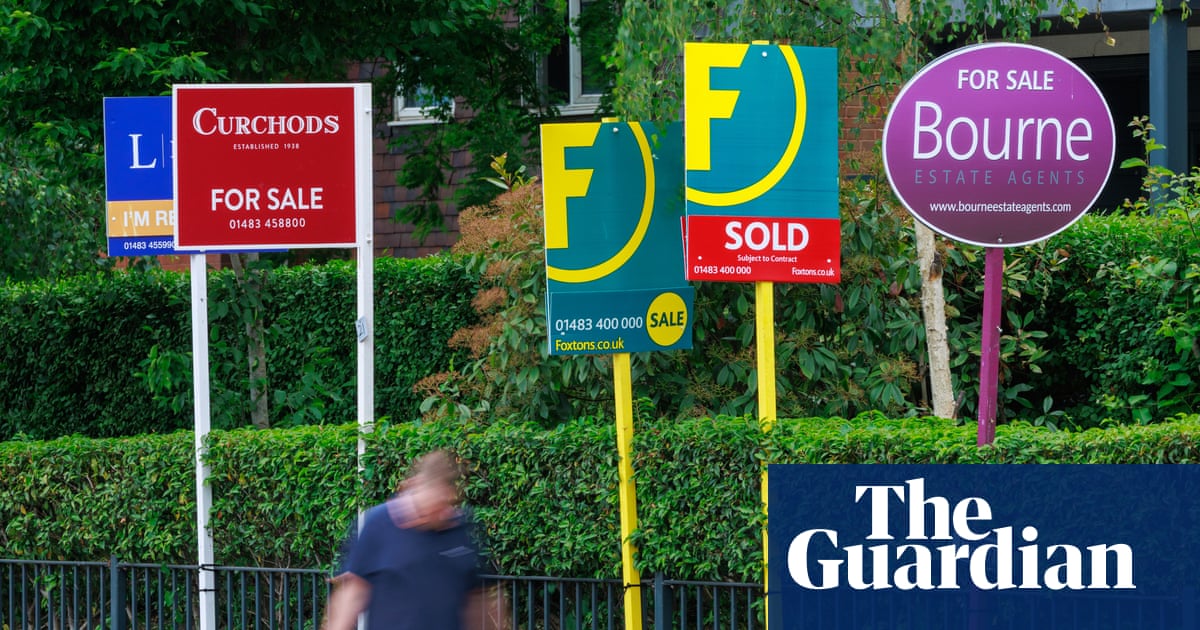 UK mortgage borrowers brace for rate jump amid global bond sell-off
